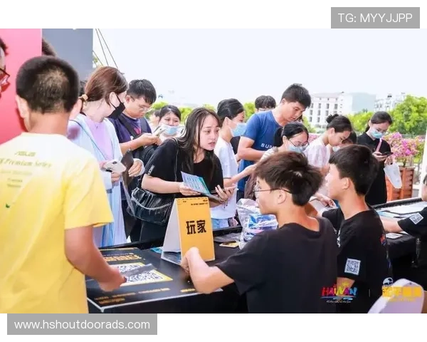 酷游真人平台拥有专业的真人荷官团队，为玩家营造真实、迷人的游戏氛围